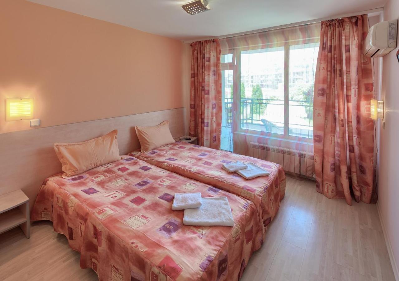 Hotel Fantastiko Ravda 라브다 외부 사진